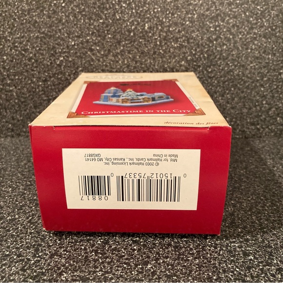 NIB Vintage Hallmark Keepsake Ornament Christmastime in the City’ 2003. Unused. - Picture 13 of 15
